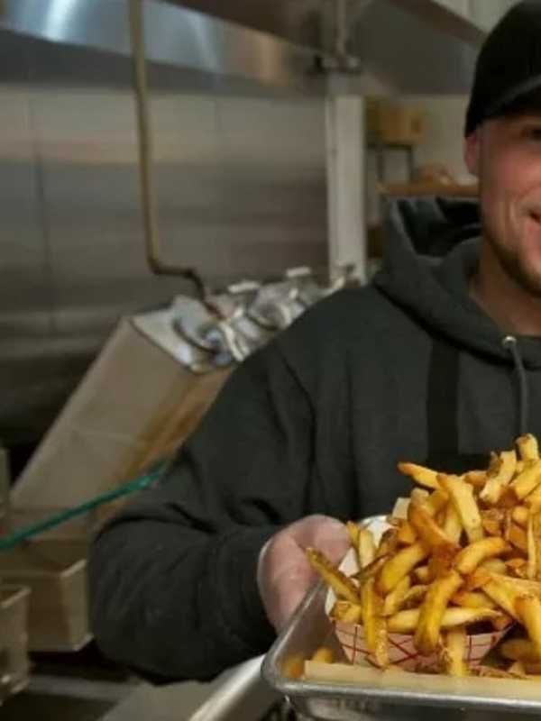 Poughkeepsie's BurgerFi Wins DVlicious Best Burger In Dutchess Contest
