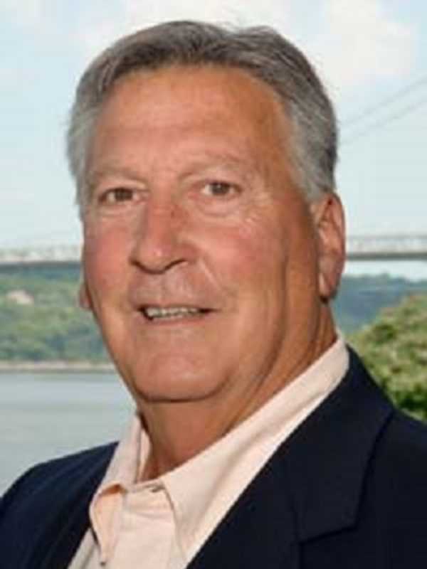 Dutchess Sheriff Says Licensed Owners Should Carry Guns In Public