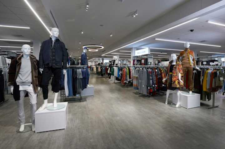 Century 21 is coming to the Cross County Mall in Yonkers.