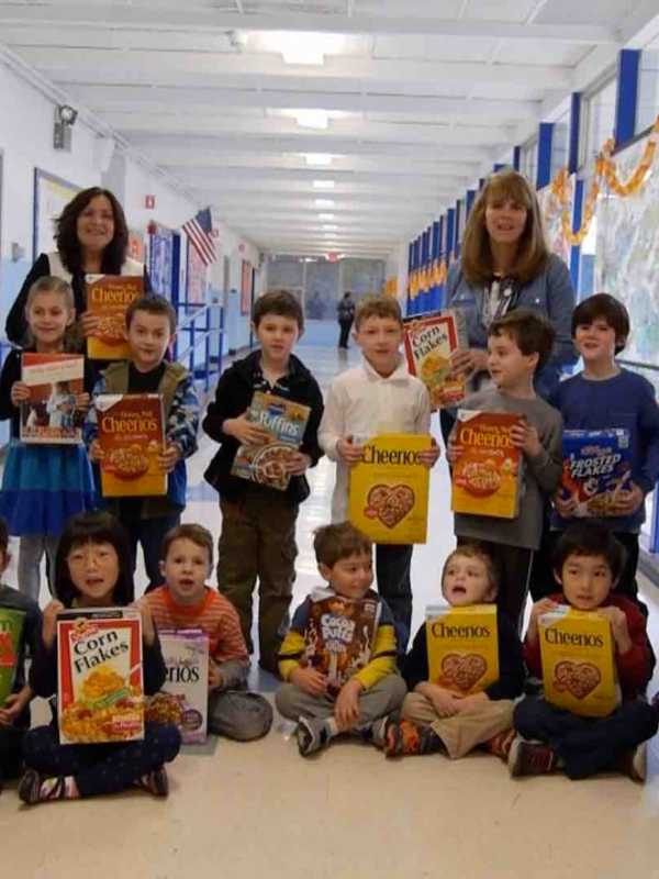 Carrie E. Thomkins Elementary Students Donate 40 Boxes Of Food