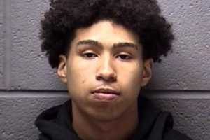 Hyde Park Man Arrested With Heroin, Crack Cocaine