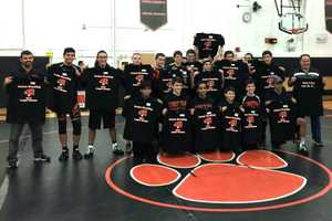 Croton-Harmon Wrestling Captures League Title