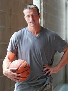 Former Basketball Player Tells Story Of Addiction At Arlington High School