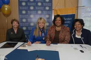 College of New Rochelle Signs Articulation Agreement with WCC