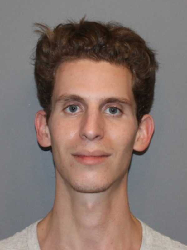 Police: Greenwich Man Tried To Steal TVs At Norwalk Walmart