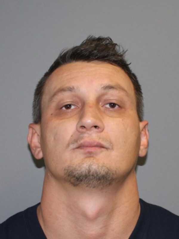 Norwalk Police: Man Tried To Buy iPad With Fake ID