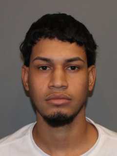 Man Charged With Using Fake Credit Card At Norwalk Best Buy For PlayStation