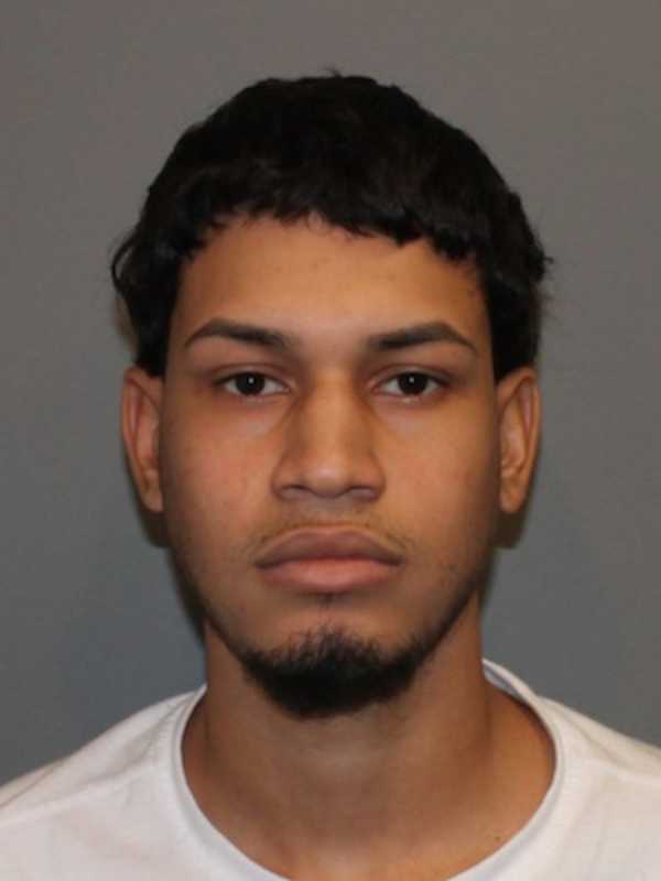Man Charged With Using Fake Credit Card At Norwalk Best Buy For PlayStation