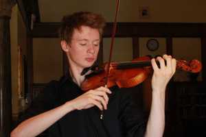 Stratford Violin Virtuoso, 17, To Kick Off New Concert Series In Fairfield