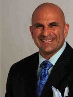 Pearl River Sports Club To Launch 'Muscle' Chef's Fitness Program
