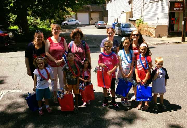 The winners of the contest and members of the Junior Woman&#x27;s Club of Rutherford