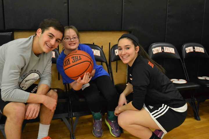 Croton-Harmon Athletes Bond Over Basketball