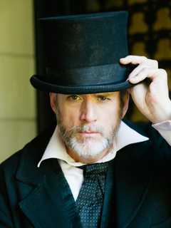 Half Moon Theatre's 'A Christmas Carol' Debuts At Culinary Institute