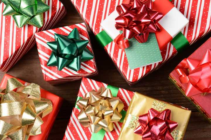 Wyckoff Girl Scouts Will Wrap Gifts (So You Don't Have To)
