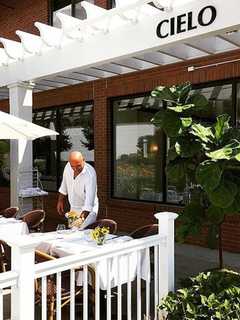 New York Times Rates Wilton's Cielo Restaurant As 'Very Good'