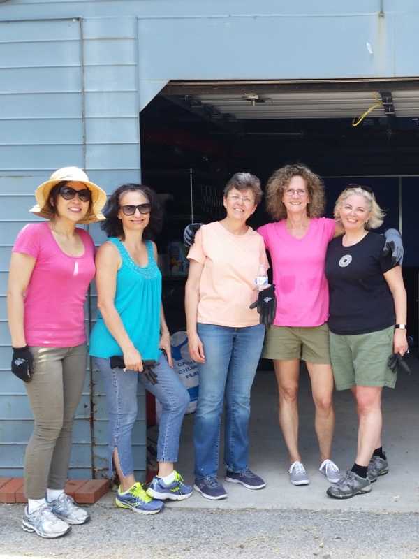 Community Foundation Staff Help Out At Humane Society In New Rochelle