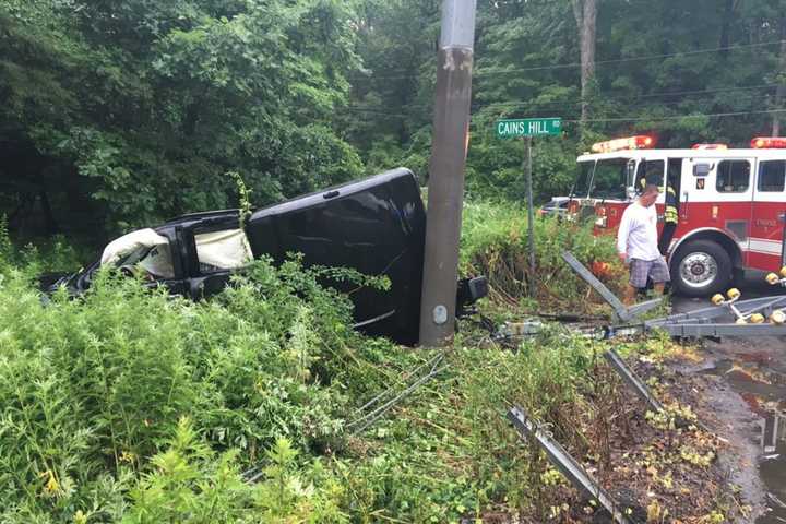 Auto Accident In Ridgefield Leaves Boat Sitting In Middle Of Route 7