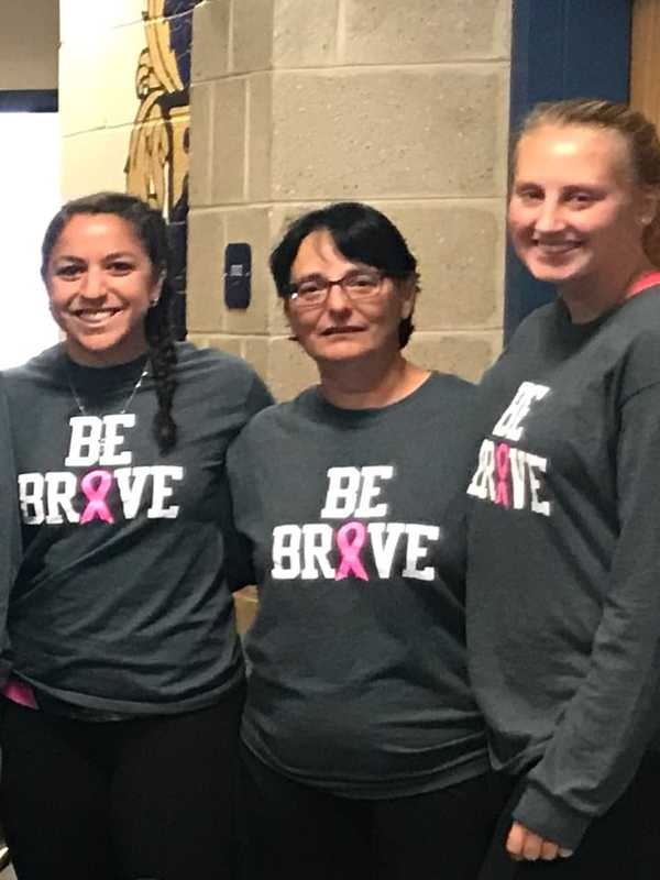 Indian Hills Girls Basketball Teams Slam Dunk Cancer Support