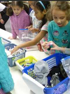 West Patent Elementary Students Participate In Community Service Effort