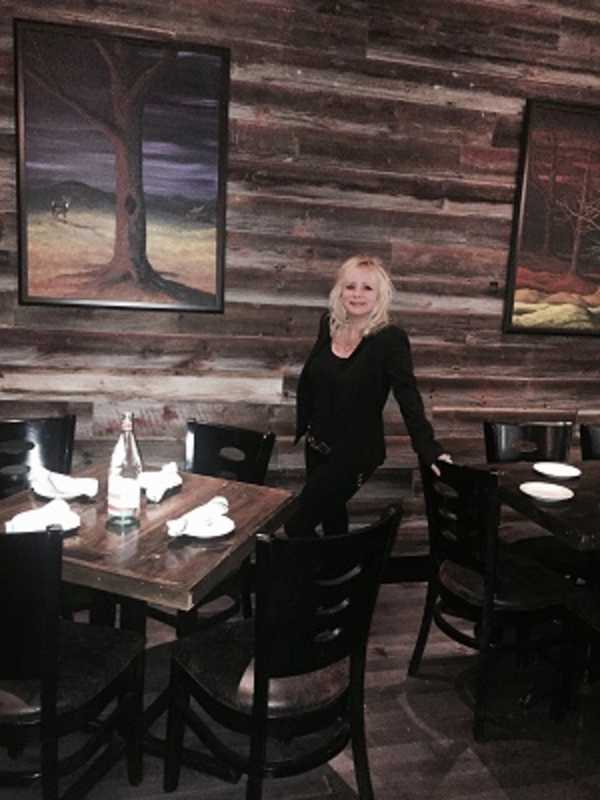 Armonk Restaurant Spreads Love Around Town