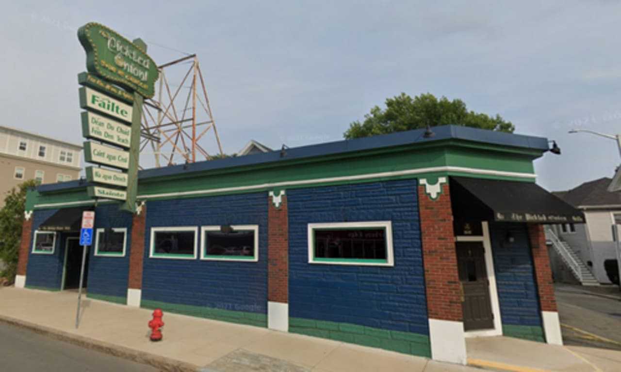 Beverly Shooters Escape To Pickled Onion Bar Before Arrest: Police ...