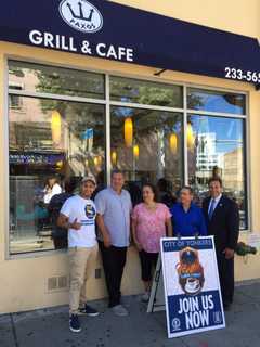 Enjoy Coffee With A Cop In Yonkers