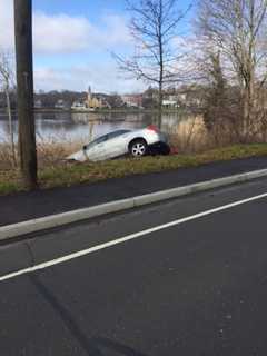 Shoplifting Suspect Attacks Westport Officers After Chase Ends In Crash