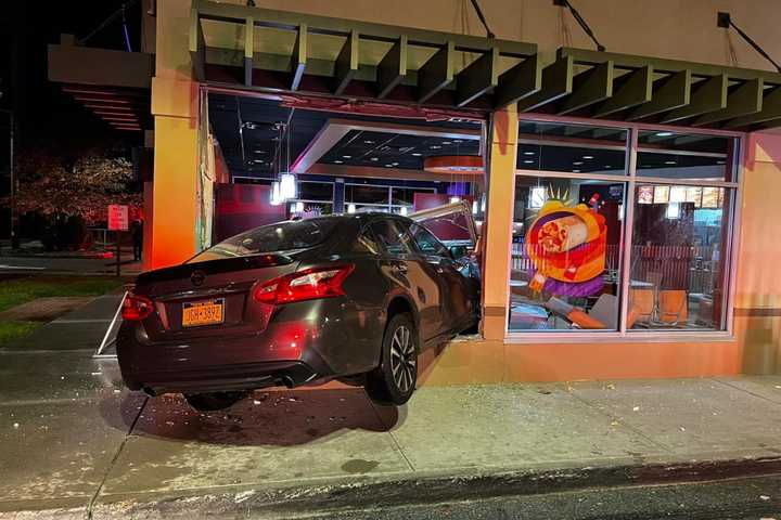 Car Crashes Into Long Island Taco Bell