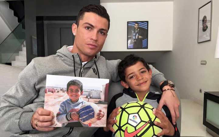 Cristiano Ronaldo, a Save the Children global artist ambassador and soccer star, has posted a selfie with son and soccer-loving Syrian refugee boy who was severely impacted by the war there.