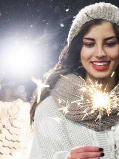 Parade Launches Holidays At  Yonkers' Cross Country Shopping Center