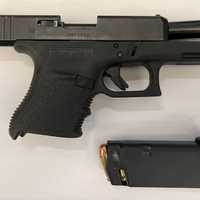 <p>This gun was detected by a TSA officer in an Oklahoma man’s carry-on bag at Reagan National Airport on Sunday, Nov. 13.</p>