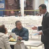 Carlucci Puts Focus On New Gift Card Law In Palisades Mall Visit