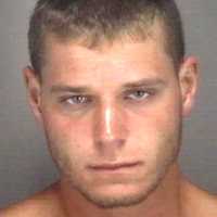 Upstate NY Man Goes Berserk, Beats Flight Attendant, Breaks Officer's Ribs, Authorities Charge