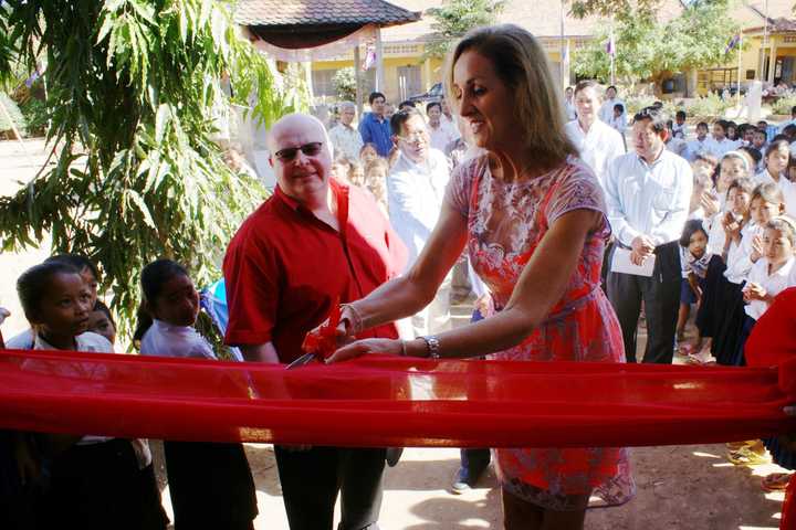 Burlap Bags Help Franklin Lakes Mom Open School In Cambodia