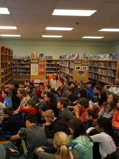 Holocaust Survivor Speaks To Park Ridge Students 