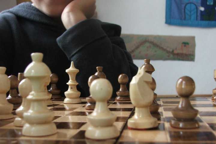 Bogota Library Opens Its Chess Boards To The Public