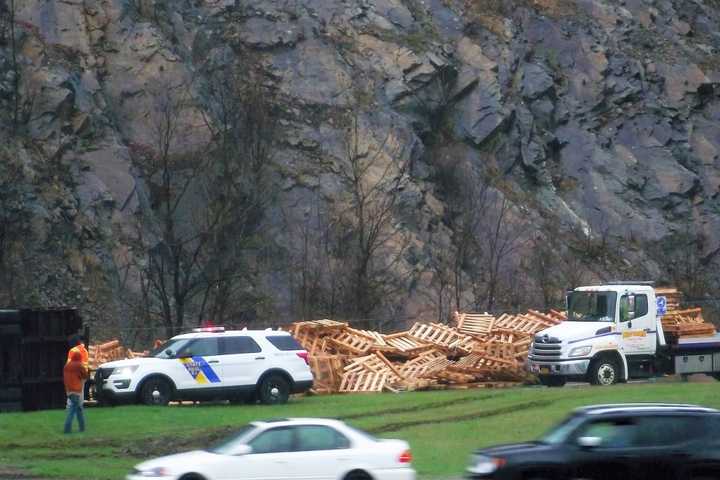 Tipped Tractor-Trailer Spills Pallets Onto Route 287 Flyover In Mahwah