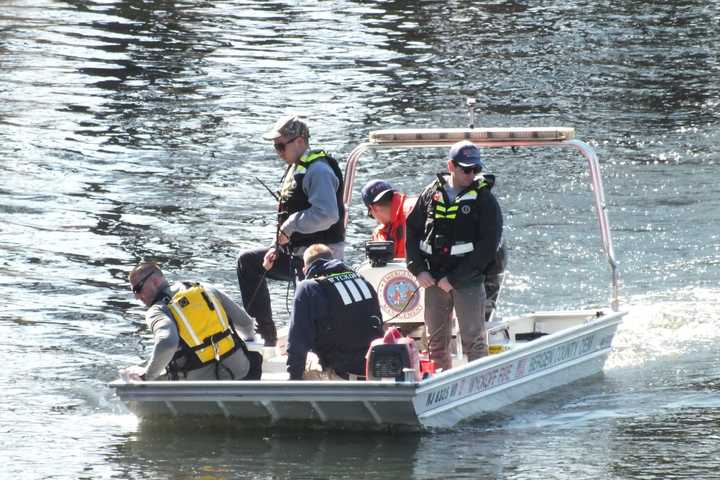 Dive Teams Search Passaic River For Evidence In Investigation