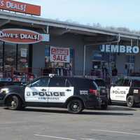 Hawthorne Police Close Two Stores Violating Governor's Coronavirus Closure Order