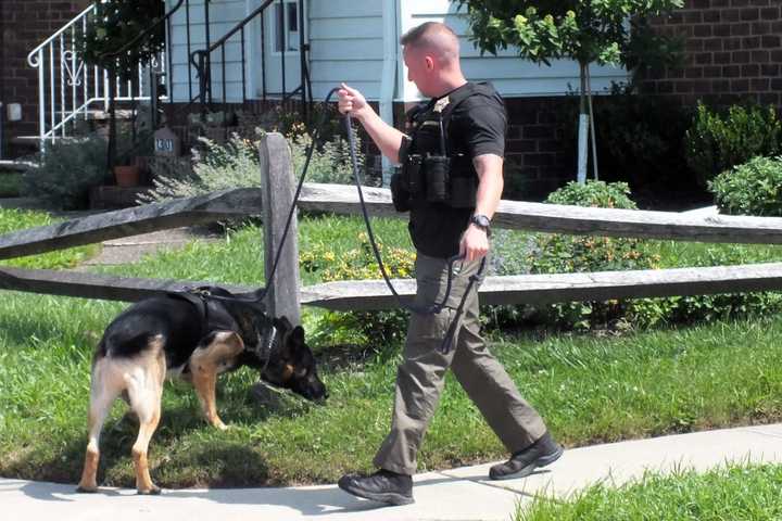 UPDATE: White-Capped Robber Flees Fair Lawn Bank