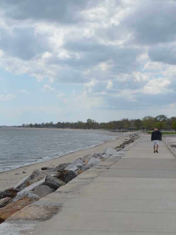 Stroll The Shore: Bridgeport Announces Free Walking Series
