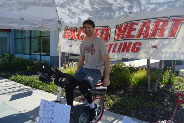 SHU Wrestling Coach Spins To St. Louis To Raise Funds For Fairfield Squad