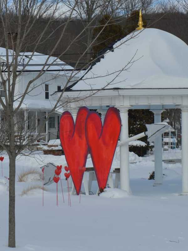 Save Our Stepney Task Force Takes Art To Heart In Monroe's Outdoor Display
