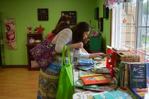 Vicki Soto Project Supports Stratford Literacy With Free Books, Funds