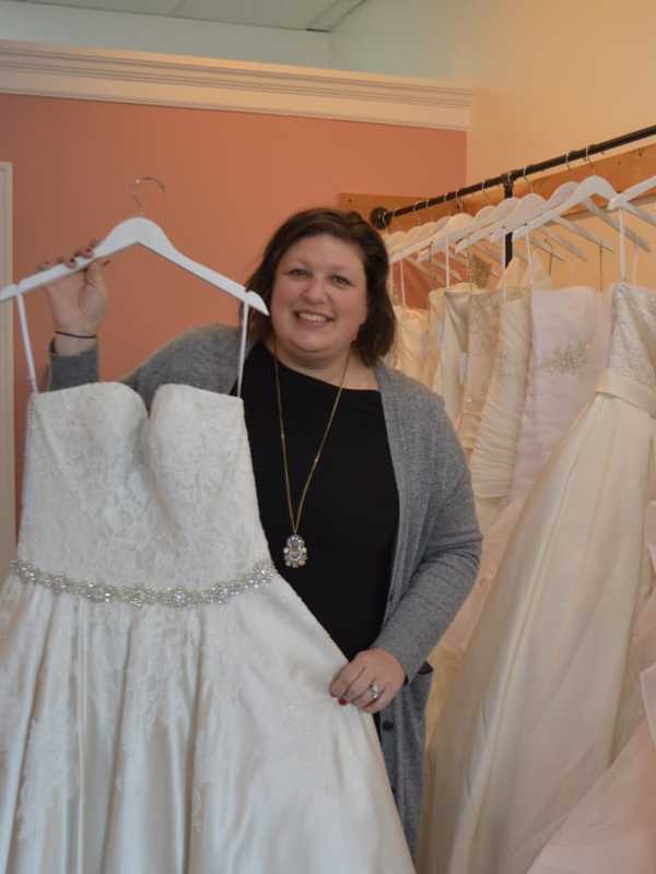 Stratford Entrepreneur Says Yes To The Dresses At The Savvy Bride Shop