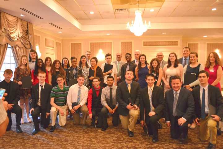 Chamber Foundation Announces 2017 Scholarships