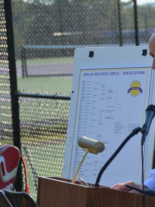Katonah-Lewisboro Hosts Superintendent's Coffee