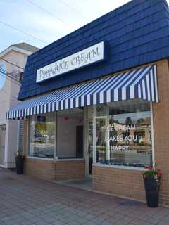 Scoop Up Some Sweet Treats At New Stratford Ice Cream Parlor