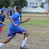 <p>Gabriel Sims makes a run for it.</p>