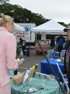 Westport Expert Encourages Shellfishers To Rake In Tasty Treats